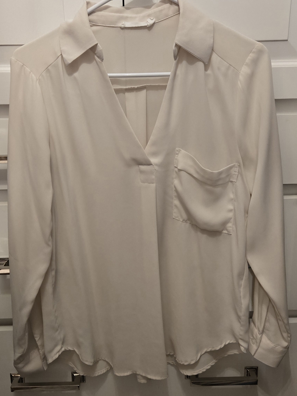 Lush Size Small Cream V-Neck Collar Blouse